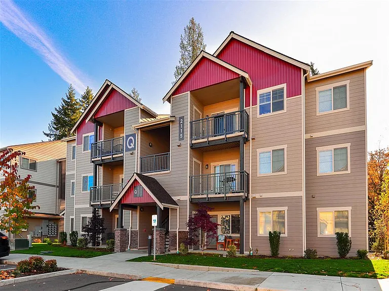 The Arbors at Edgewood — Photo 19