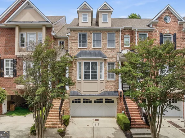 1041 Emory Parc Pl, Decatur, GA 30033