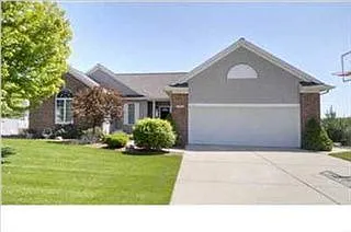 76 Riverchase Dr NE photo 1