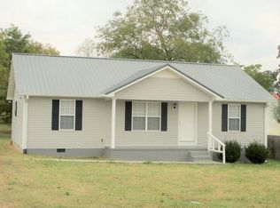 704 Oakdale St, Manchester, TN 37355