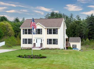 12 Molly Way, Epping, NH 03042