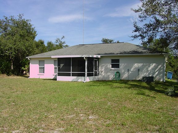 2nd image of 844 Charles Ave