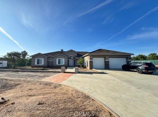 18063 Twin Lakes Dr, Riverside, CA 92508