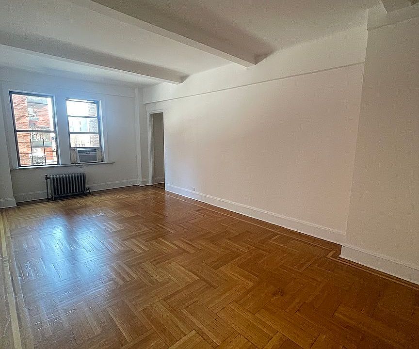 1st image of 175 W 79th St #7E