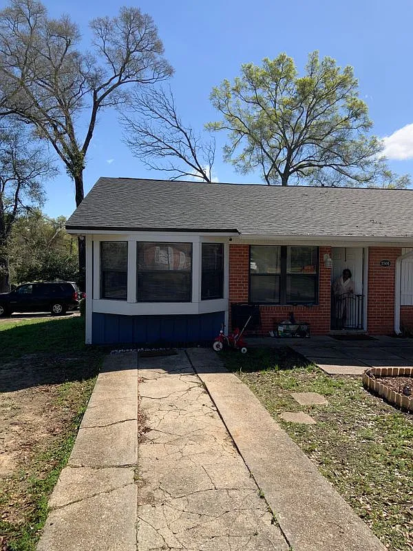4 bed, 2.0 bath, 1685 sqft, $1,500 — Photo 1