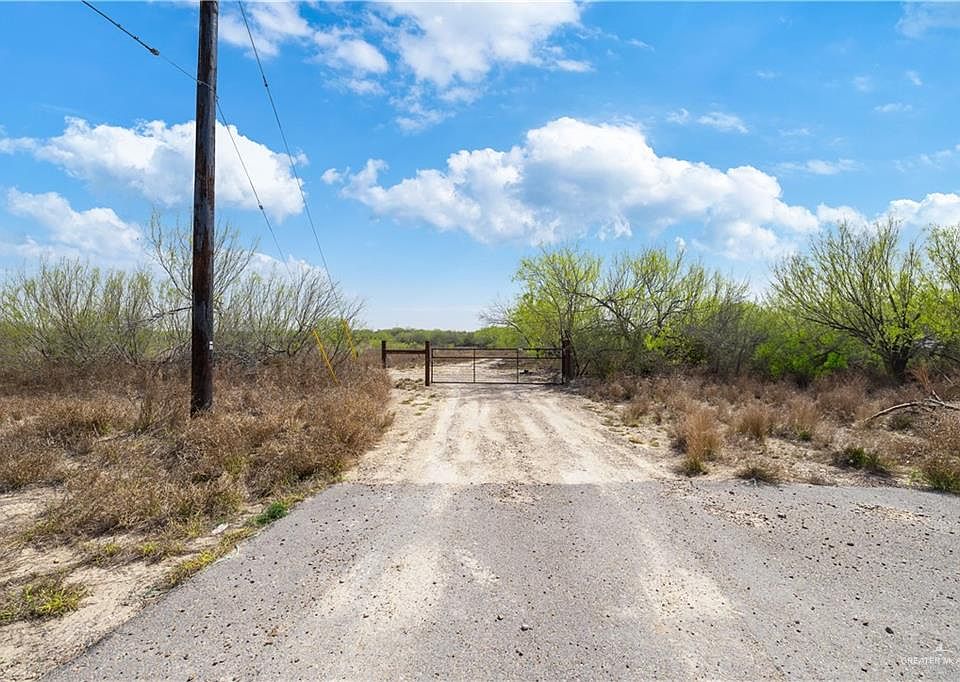1st image of Indio Dr