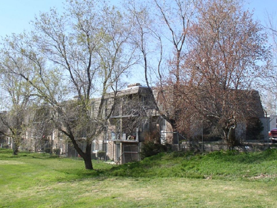 Building Photo 5