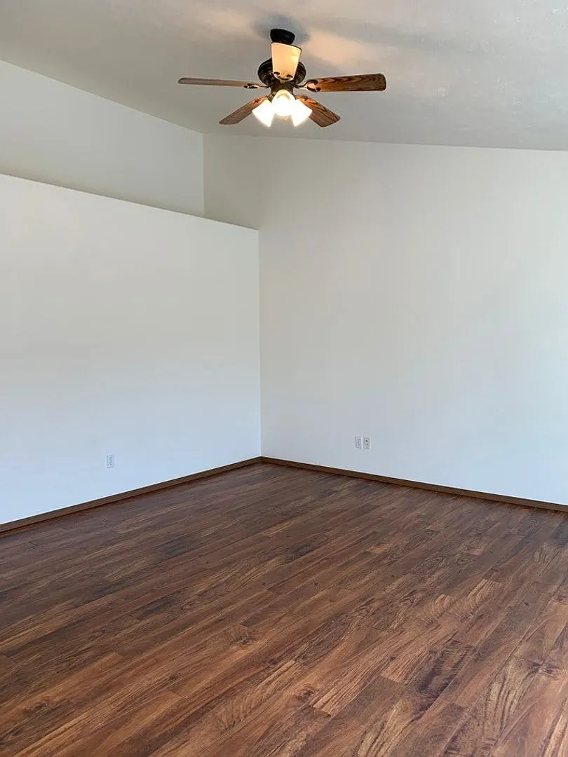 Waikiki Duplex — Photo 4