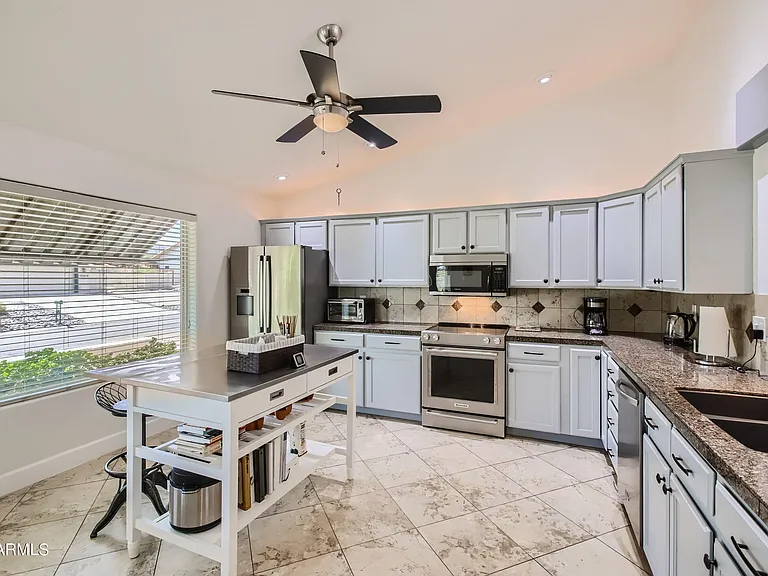 15816 E Kim Dr — Photo 9