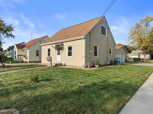 1326 Wirtz Ave, Green Bay, WI 54304