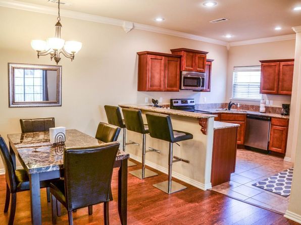 The Row at Arkansas, 519 N Wordsworth Ln, Fayetteville, AR 72704