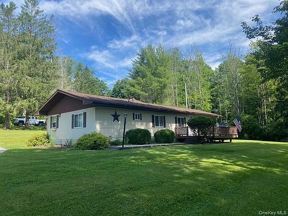5th image of 10 Lakeview Road