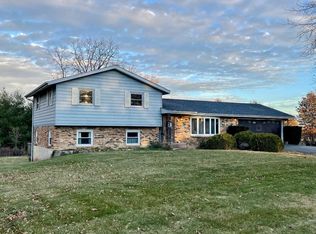 2673 Lynnville Ct, Lindenwood, IL 61049