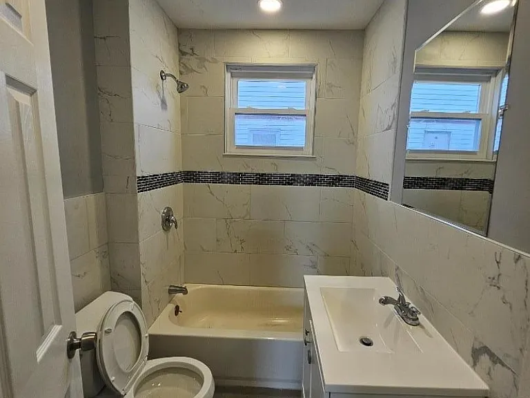 228 W End Ave — Photo 6