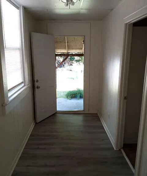 725 Lafayette St — Photo 6