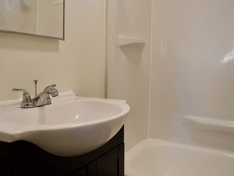 831 Mariposa St — Photo 14