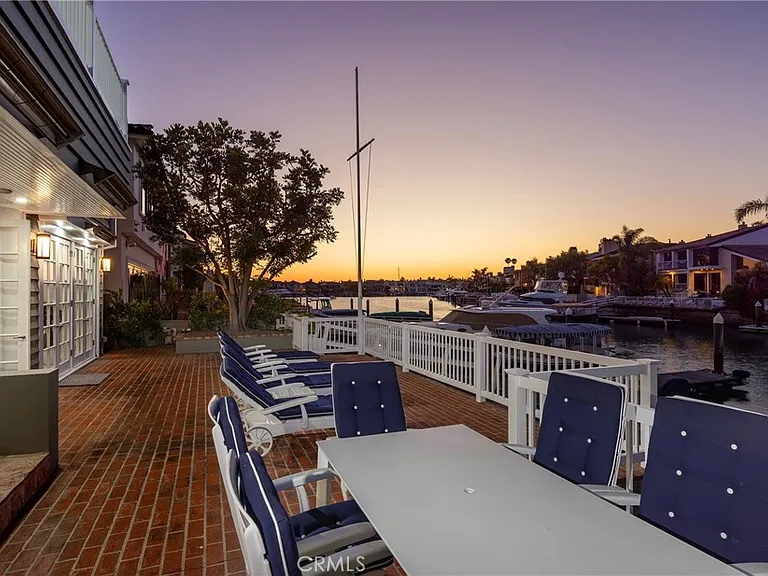 736 Harbor Island Dr — Photo 34