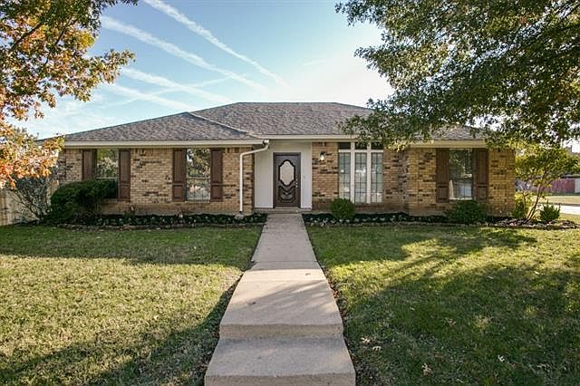 1st image of 1400 Highland Dr