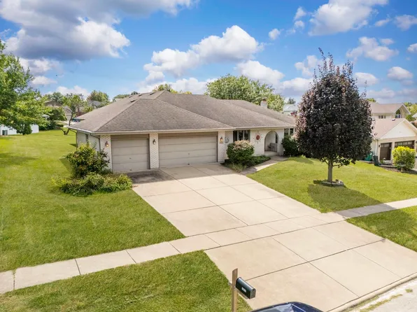 13017 W Hiawatha Dr, Homer Glen, IL 60491