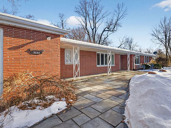 3rd image of 3232 26th St