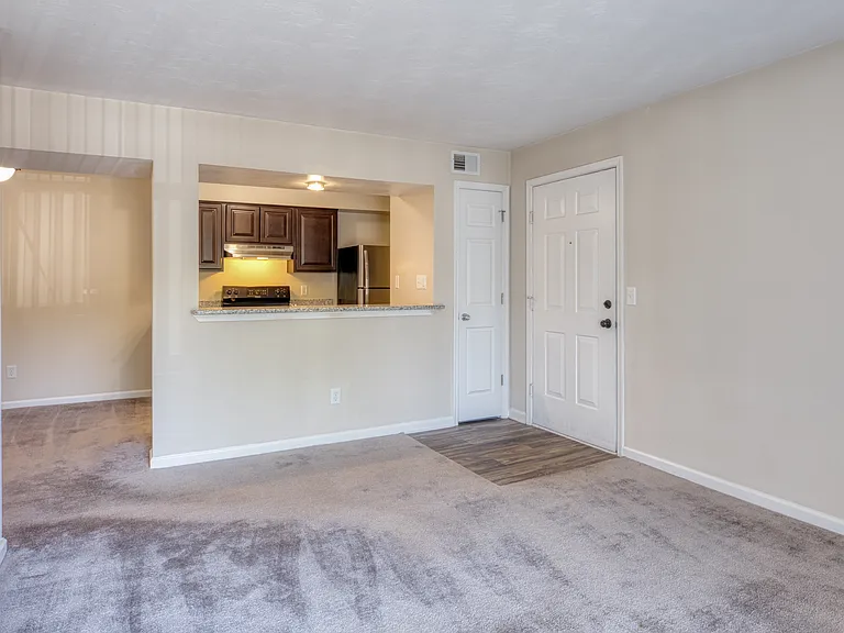 North Beach Apartments — Photo 20
