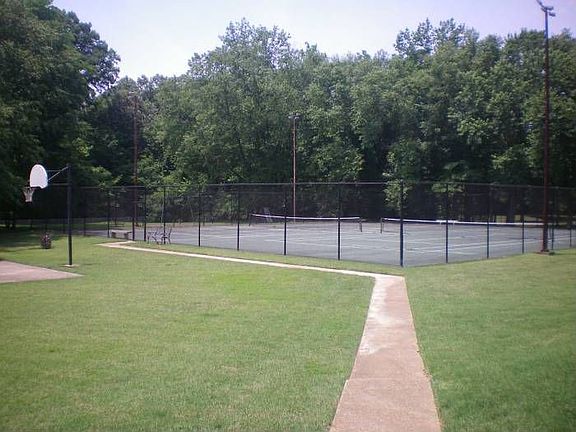 Tennis court