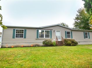 6432 N Centenary Rd, Williamson, NY 14589
