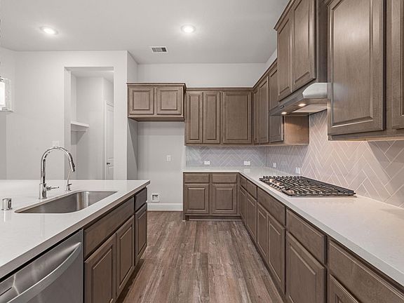 7th image of this home