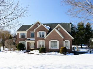 5 Cherry Ln, Newtown Square, PA 19073