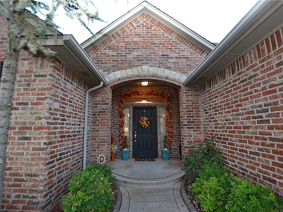 2nd image of 3020 SW 139th St