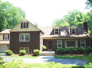 35 Cedar Hill Rd, Milford, CT 06461