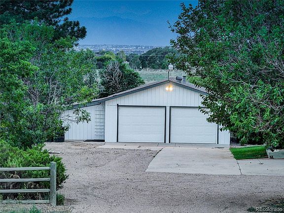 3rd image of 7900 E 168th Avenue