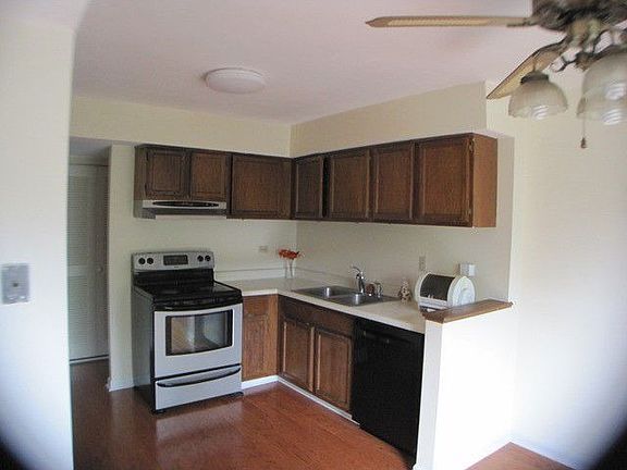 5th image of 2233 Denton Ct #2211