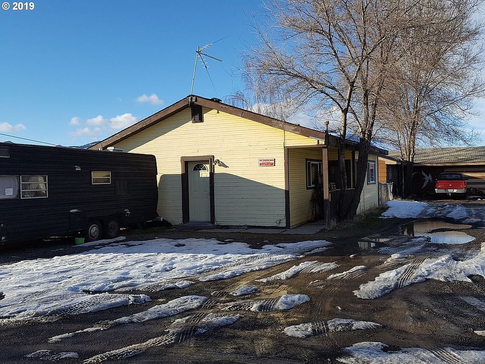 2nd image of 2701 Cove Ave