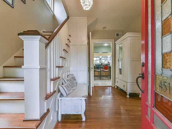 3rd image of 4515 Avenue N