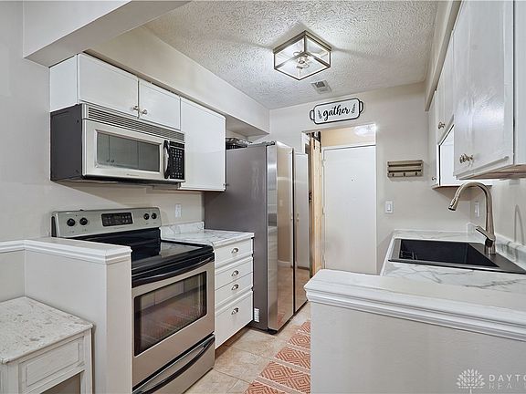 5th image of 3635 Kohn Dr APT 4303
