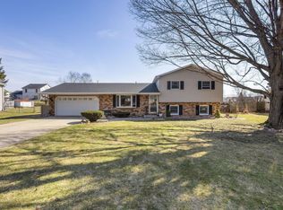 52088 Justine Dr, South Bend, IN
