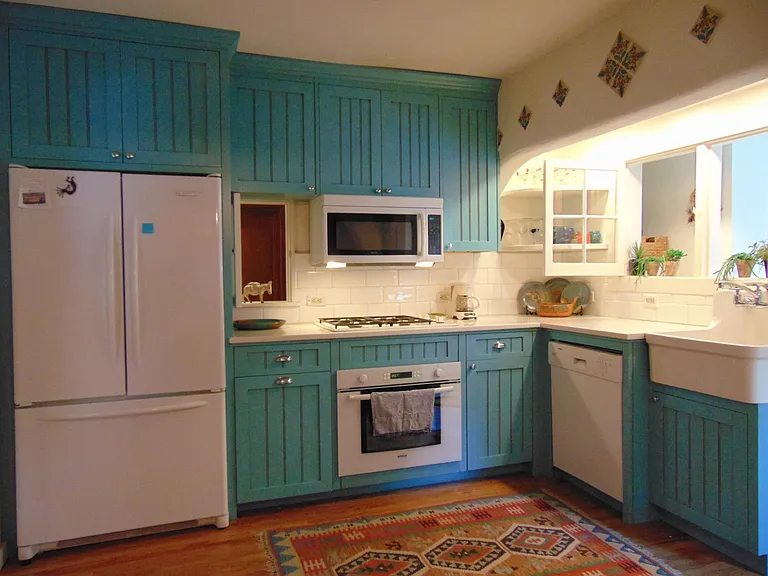 339 Delgado St — Photo 2