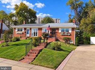 117 Jasper Pl, Alexandria, VA 22304