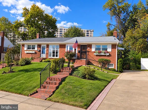 117 Jasper Pl, Alexandria, VA 22304