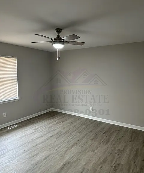 2 bed, 1.5 bath, $1,095 — Photo 12