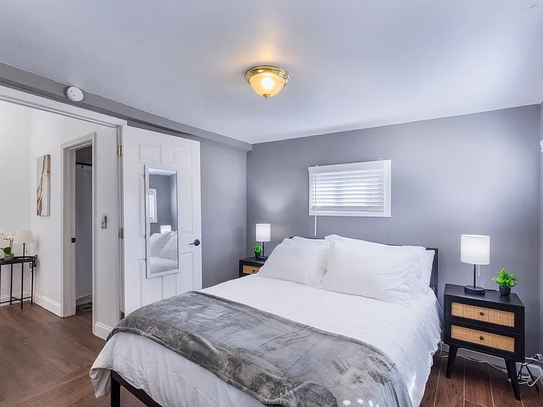 3261 Jasper Park — Photo 11