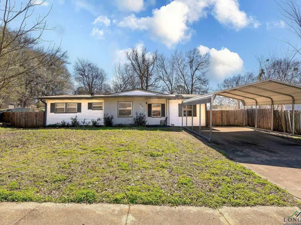 210 Germany St, Lone Star, TX 75668