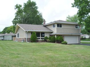 9393 N 60th St, Brown Deer, WI 53223
