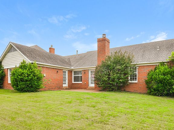 3rd image of 4378 Bunker Hill Dr