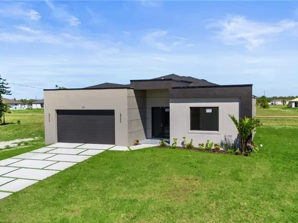 3927 NW 40th Ter, Cape Coral, FL 33993