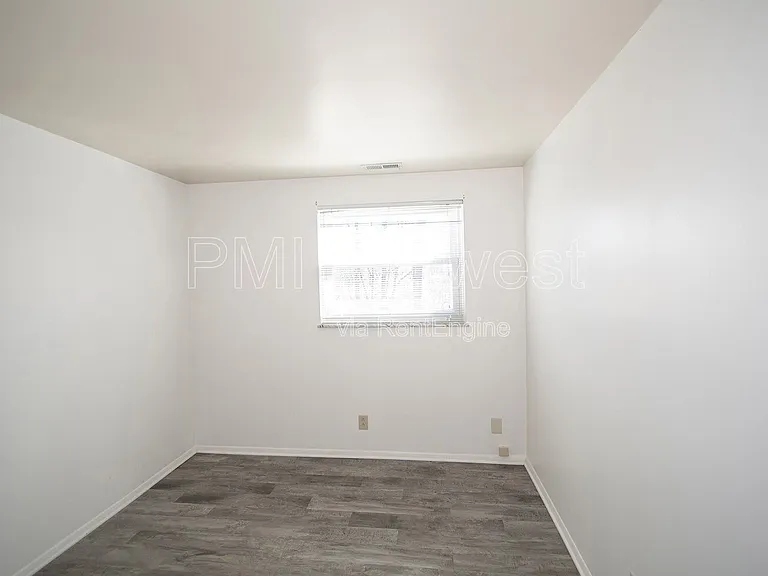 8636 E Edgewood Ave — Photo 8