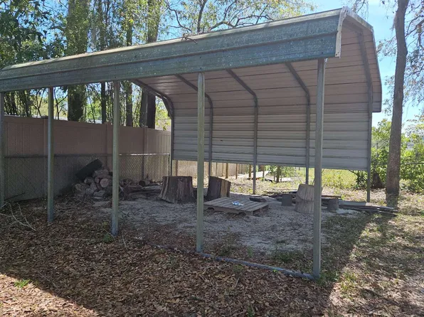 Dexter St SW, Live Oak, FL 32064