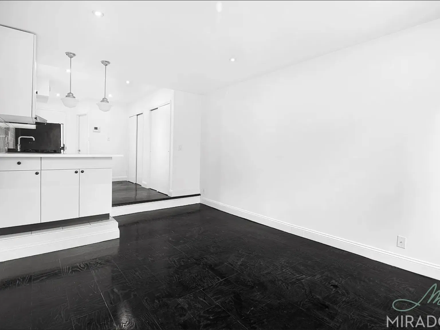 255 West 14th Street — Photo 4