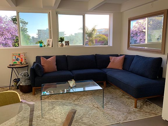 4th image of 1805 Columbia St APT 202